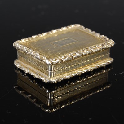 Lot 603 - A William IV silver gilt oblong vinaigrette,...