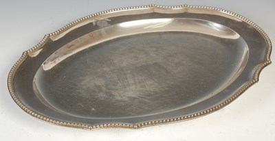 Lot 507 - A George III silver platter, London, 1784,...