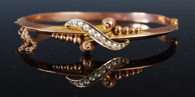 Lot 669 - A late 19th/ early 20th century yellow metal...