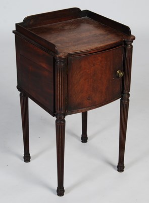 Lot 47 - An early 19th century mahogany bowfront...