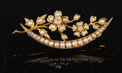 Lot 689 - A late 19th/ early 20th century yellow metal,...