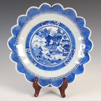 Lot 827 - A Chinese blue and white porcelain...