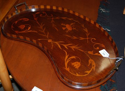 Lot 712 - An early 20th century mahogany and marquetry...