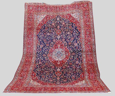 Lot 113 - A Persian carpet, Kashan, 20th century, the...
