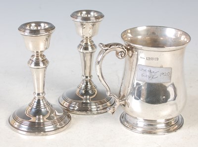 Lot 127 - A Chester silver christening mug, 9.5cm high,...