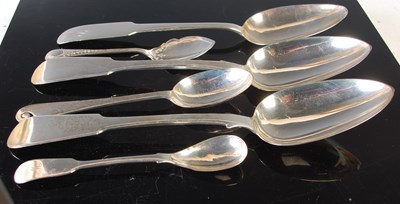 Lot 154 - A collection of silver flatware to include...