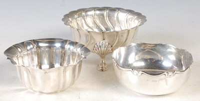 Lot 171 - A London silver circular bowl, raised on three...