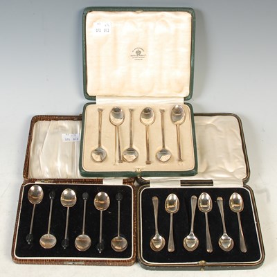 Lot 175 - A cased set of six Birmingham silver coffee...