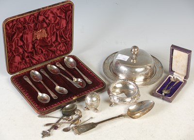 Lot 179 - A collection of assorted silver to include a...