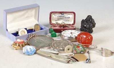 Lot 248 - A collection of various items to include a...