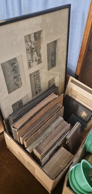 Lot 576 - Box - assorted vintage photograph albums.