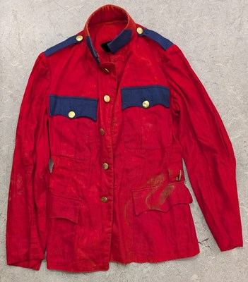 Lot 664 - A collection of Militaria to include an...