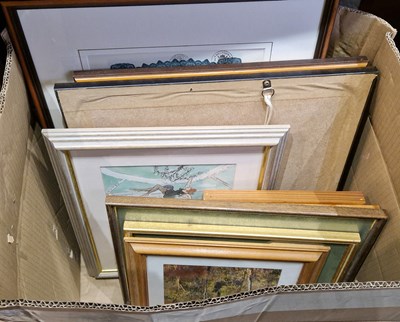 Lot 826 - Box - assorted decorative pictures and prints...