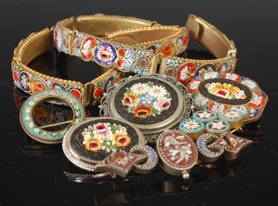 Lot 351 - A collection of micro-mosaic jewellery to...