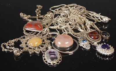 Lot 351A - A collection of assorted silver and white...