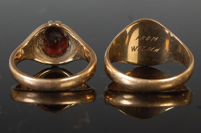 Lot 88 - A 9ct gold signet ring, size U, 5.5 grams;...