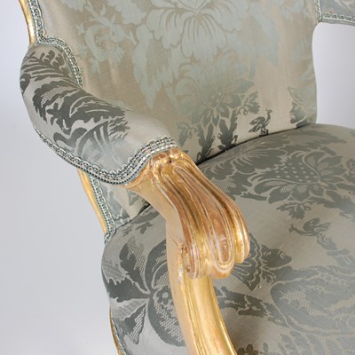 Lot 8 - A pair of late 18th/ 19th century giltwood...