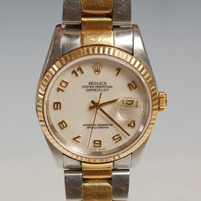 Lot 699 - A gentlemans Rolex Oyster Perpetual Datejust...