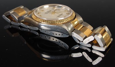 Lot 699 - A gentlemans Rolex Oyster Perpetual Datejust...