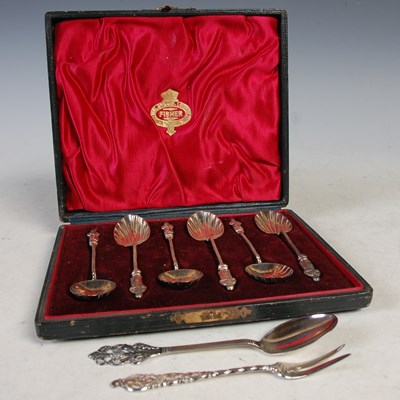 Lot 170 - A cased set of six Sheffield silver Apostle...