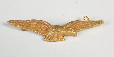 Lot 205 - A 9ct gold eagle brooch, lacking pin, 3.7 grams.