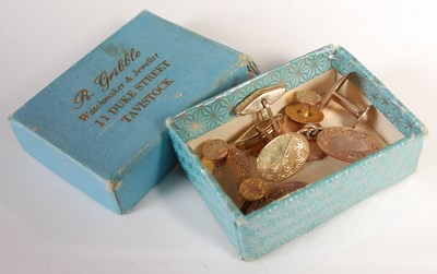 Lot 211 - Two pairs of 9ct gold cufflinks and four...