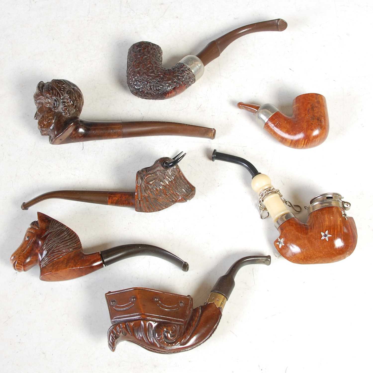 Pipe Collection Lot Lot 240 - A collection of seven assorted vintage pipes