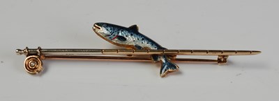 Lot 281 - A 9ct gold and enamel brooch of fishing...