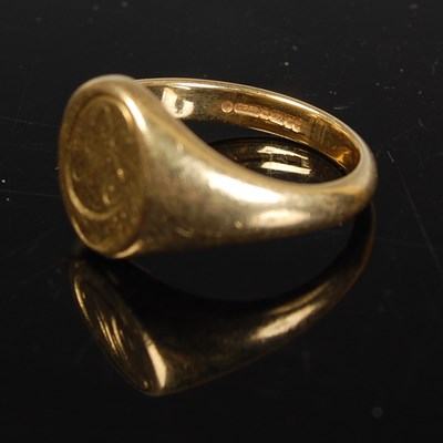 Lot 297 - An 18ct gold signet ring, engraved with...