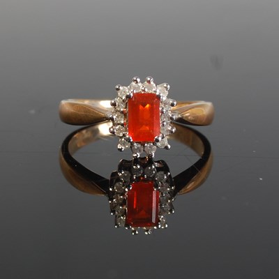 Lot 300 - A 9ct gold, fire opal and diamond chip cluster...