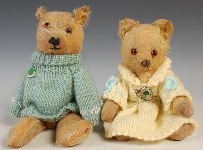 Lot 357 - Two early 20th century teddy bears, probably...