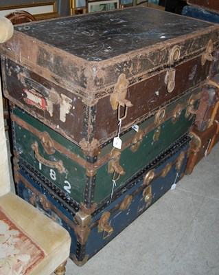 Lot 783 - A large collection of vintage travelling...