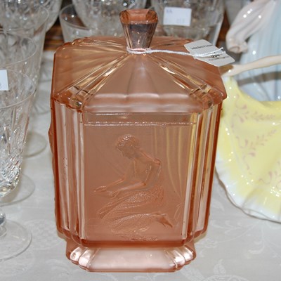 Lot 394 - An Art Deco peach glass tapered square...