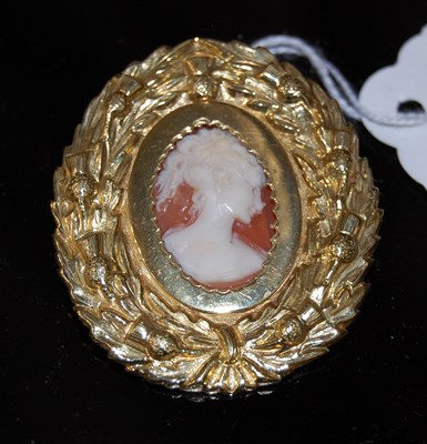 Lot 176N - A yellow metal mounted cameo brooch, the...