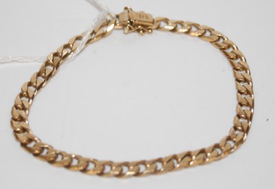 Lot 91D - A 9ct gold bracelet, 16.3 grams.