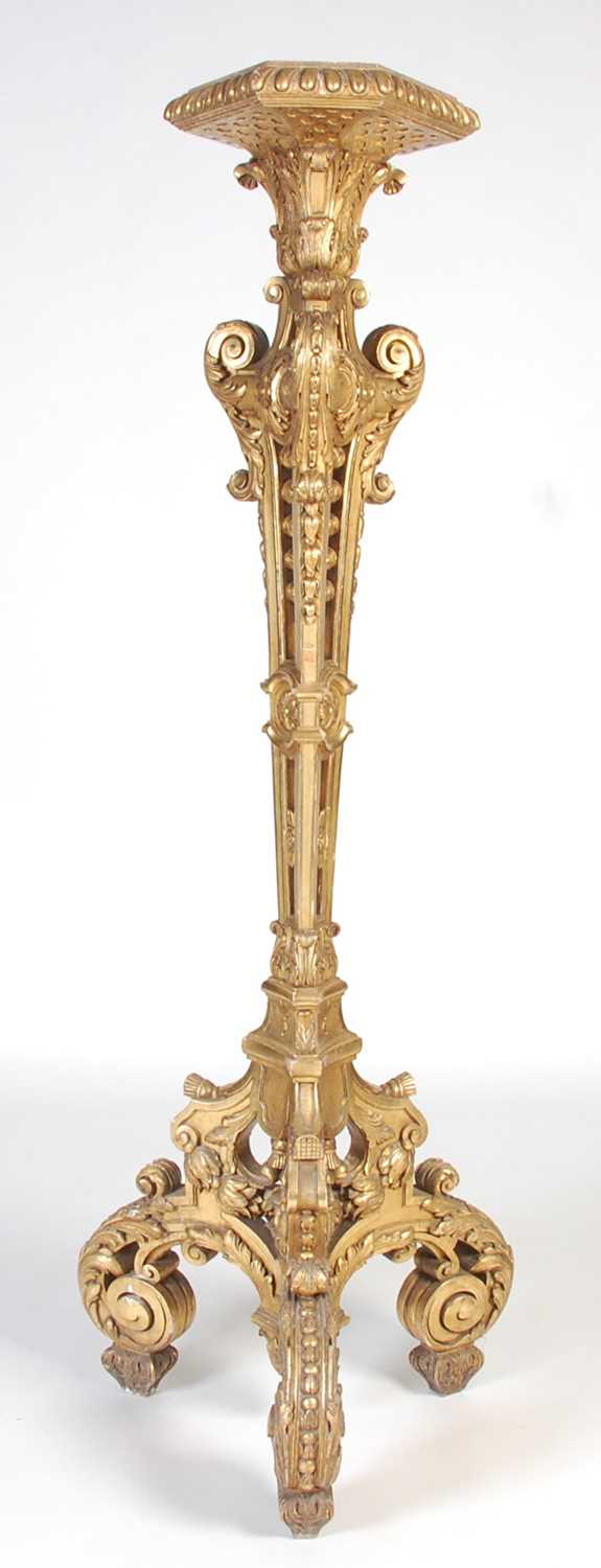 Lot 93 - A late 19th/ early 20th century giltwood...