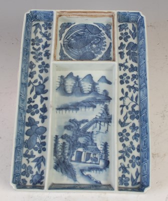 Lot 807 - A blue and white porcelain rectangular tray,...