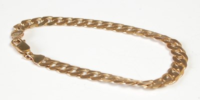 Lot 576 - An Italian yellow metal bracelet stamped '375',...