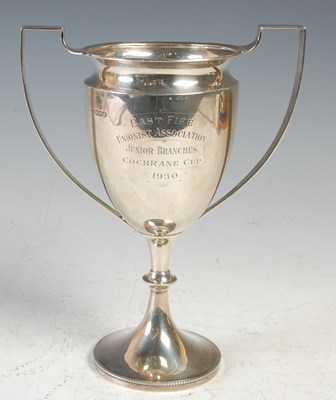 Lot 487 - An early 20th century Sheffield silver twin...