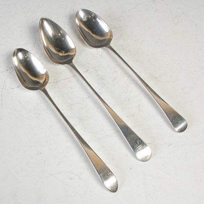 Lot 457 - A group of three Georgian silver serving...
