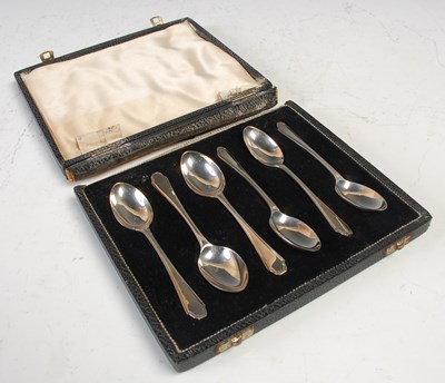 Lot 506 - A cased set of six Sheffield silver Art Deco...