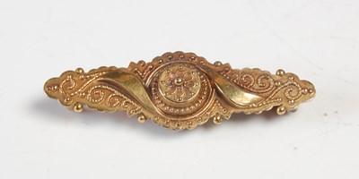 Lot 522 - A 15ct gold brooch, 43.3mm wide, 2.9 grams.