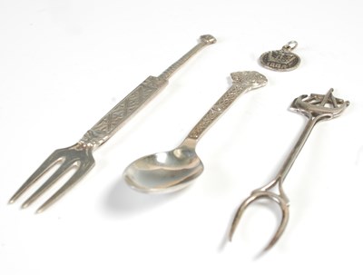 Lot 460 - Four pieces of Iona Arts & Crafts silver...