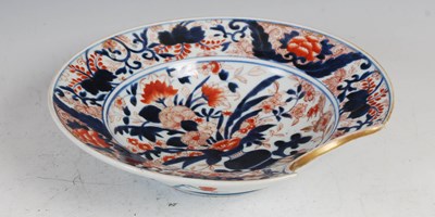 Lot 322 - A Japanese Imari porcelain barbers bowl, 19th...