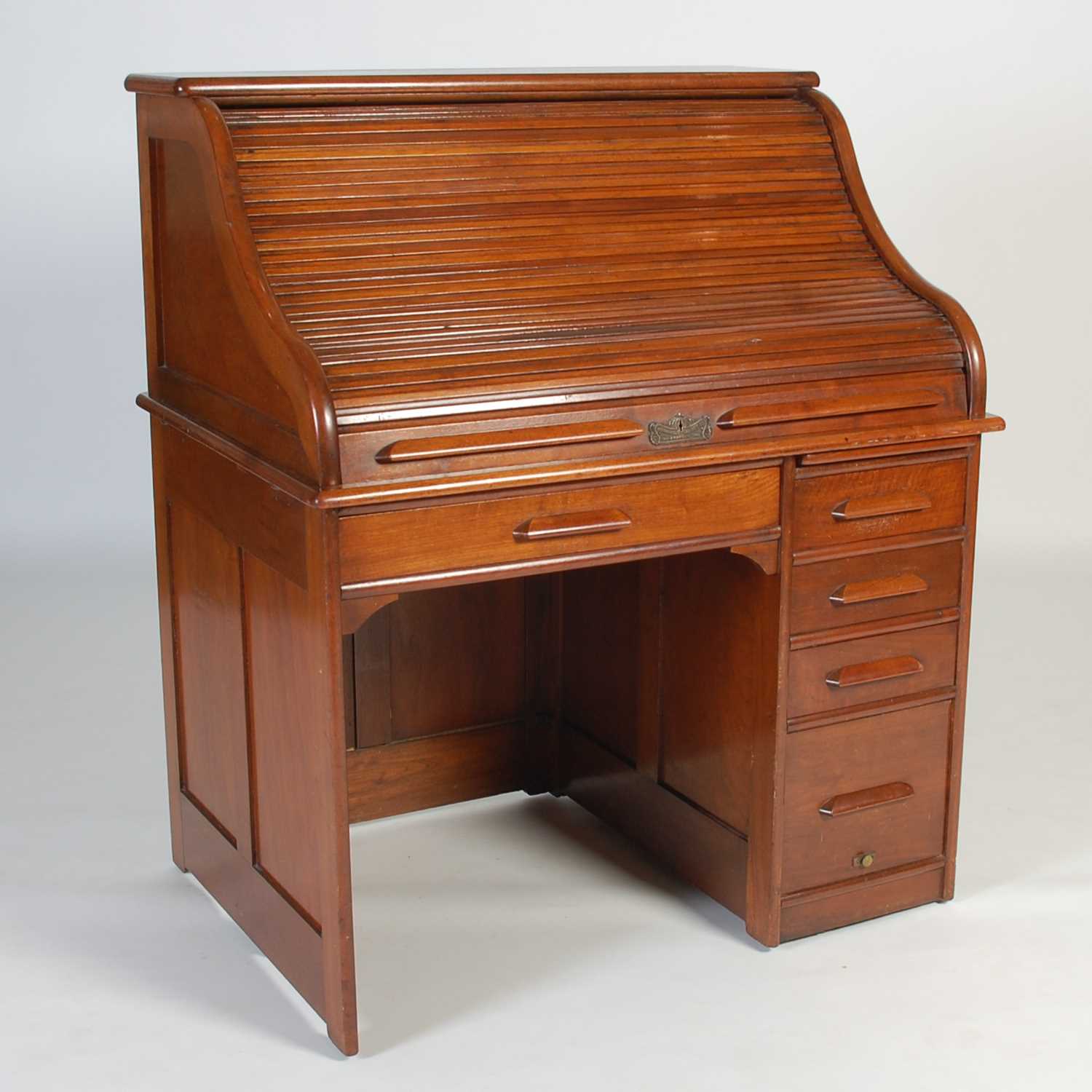 Lot 87 - A vintage Indianapolis Cabinet Co roll top...
