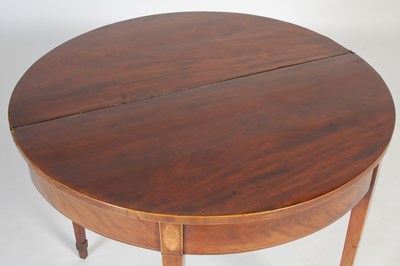 Lot 18 - A George III mahogany and boxwood lined...