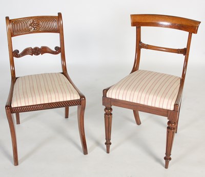 Lot 122 - A Harlequin set of seven 19th century dining...