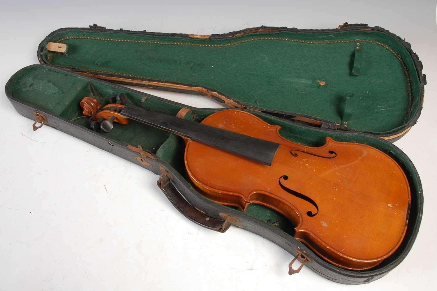 Lot 176 - A vintage violin, copy of Antonius Straduarius,...