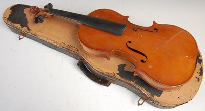 Lot 176 - A vintage violin, copy of Antonius Straduarius,...