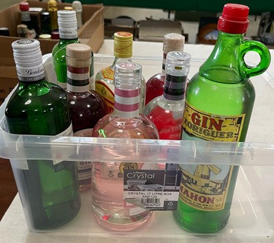 Lot 320 - A box of assorted spirits, to include assorted...